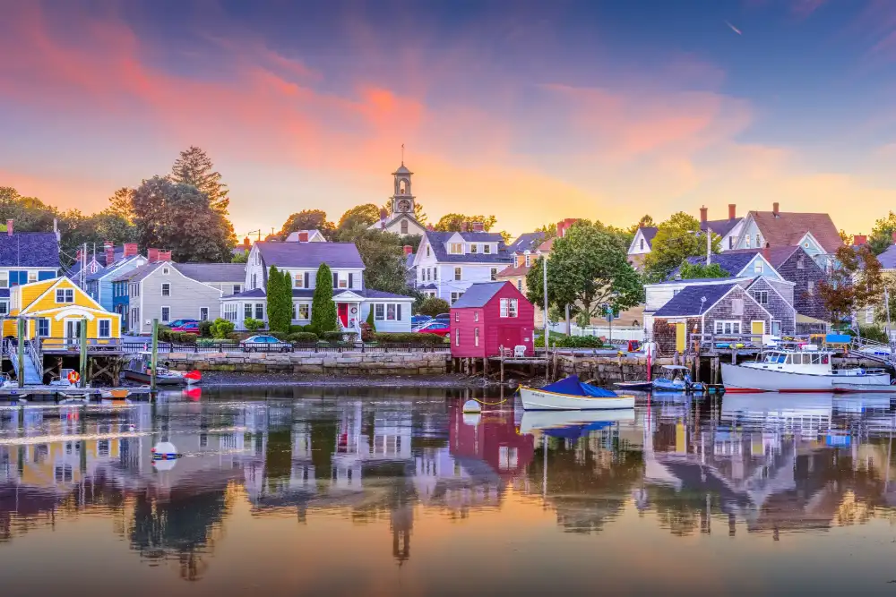 Portsmouth New Hampshire Usa Townscape (1)